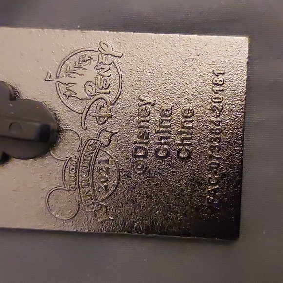 Disney Donald Duck pin - Picture 2 of 2